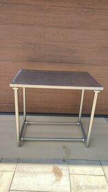 Nerezový stôl