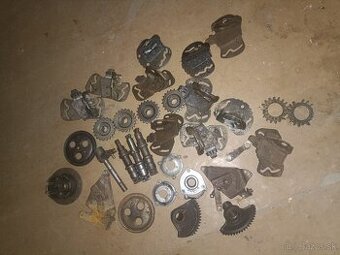 Predám mix dielov na jawu CZ 175