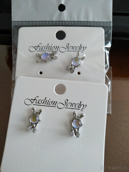 NÁUŠNICE v tvare ZAJAČIKA opálové