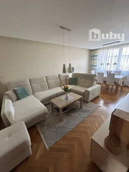 PREDAJ-TOP 3 IZBOVÝ BYT S 2 BALKÓNMI,STRED,POVAŽSKÁ BYSTRICA