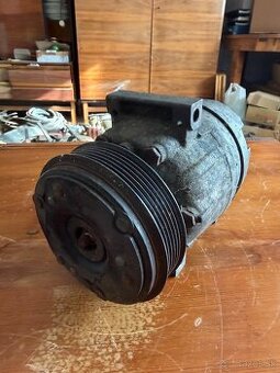 Kompresor klimatizácie originál Renault