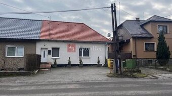 PREDAJ: DVOJDOM - 2 domy, 3 byt. jednotky - Investičná ponuk
