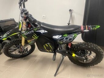 MiniRocket elektrická motorka Coyote 1300W zelená