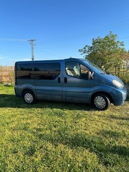 Opel Vivaro 2,5 CDTI r. 2005