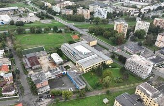 ZNÍŽENÁ CENA - na predaj zaujímavý komerčný objekt v Rimavsk