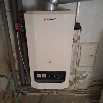 Plynový kotol Protherm a plynový ohrievač na vodu