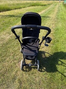 Cybex Eezy S Twist+2