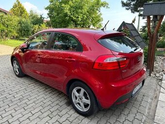KIA RIO 1,4 crdi , plne pojazdne , nizka spotreba .