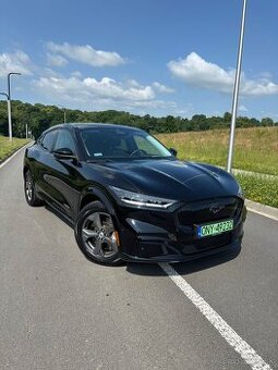 Ford Mustang Mach-E 98kWh RWD Premium