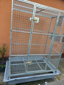Voliera / klietka pre papagáje