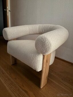 Kresla boucle