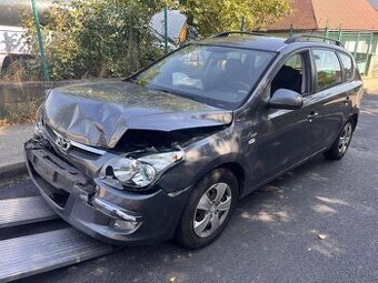 2x Hyundai i30 1.4 benzin druhý na diely