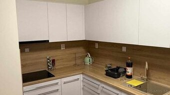 REZERVOVANÉ - PREDAJ, pekný, zariadený 1 izbový byt s balkón