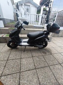 Skúter KEEWAY - 1
