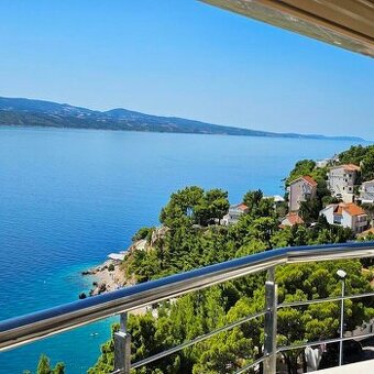 CHORVATSKO:3kks panoramatickým výhledem, moře v Omis, Chorva