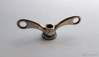 Motýlik na historický bicykel