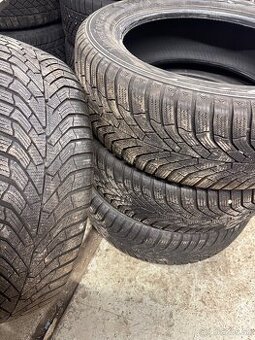 253/55/R19 zimné KUMHO