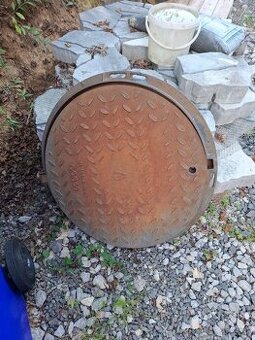 kruhový liatinový poklop 600 - B 125