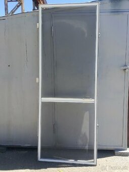 Sieťka proti hmyzu na balkón