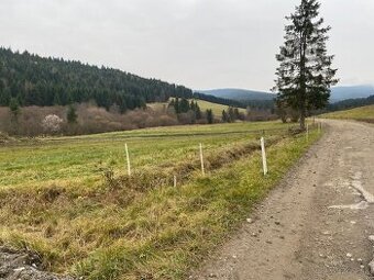 Stavebný pozemok v lokalite IBV Sviniarky (Lomná)