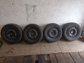 Zimné pneumatiky na diskoch R16/60/205
