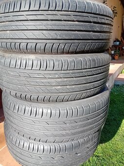 Predám pneu Bridgeston 195/60 r16