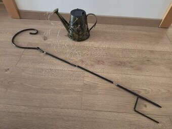 Dekoračná solárna krhla