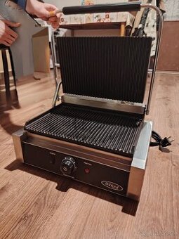 Predám profi kontaktný gril MAXIMA