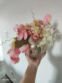 Kvetová dekorácia - 1