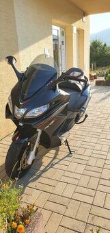Aprilia aTC SRV850