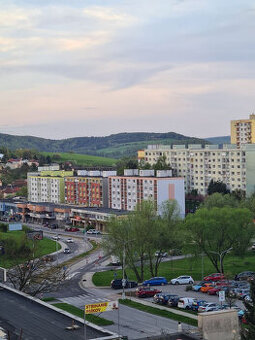 3-izbový byt, 70 m2 plus lodžia s krásnym výhľadom