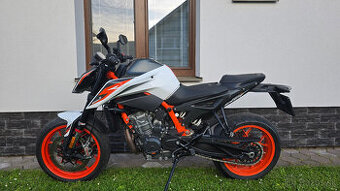 KTM 890 DUKE R
