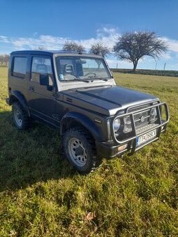 Suzuki Samurai