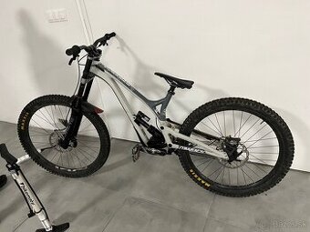 Commencal DH Supreme 2020