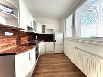 1-izb. byt na vrchnom podlaží s pekným výhľadom, Jungmannova