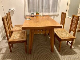 Jedalensky set, ratan a drevo