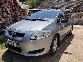 Toyota Auris 1.33 benzín r.v. 2009
