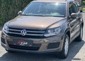 Volkswagen Tiguan 1.4TSi 90kw KLIMA TAŽNÉ ALU benzín manuál