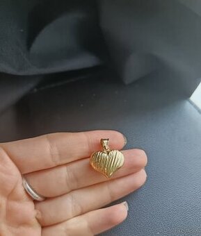 Zlatý prívesok 14k 1gram