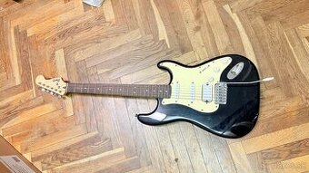 Predam gitaru Fender Squire Bullet Strat