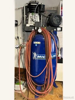 Vzduchový kompresor piestovy 270l Michelin