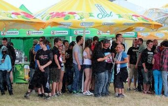 Pivné slnečníky nové zabalené 3,5x3,5m