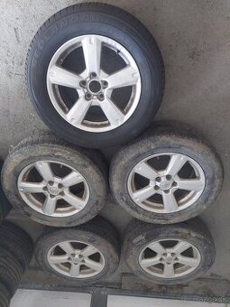 Predám elektróny 5x114.3 225/85 R17 zimne