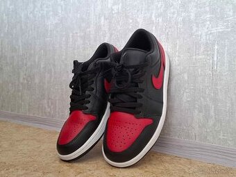 AIR JORDAN 1 LOW