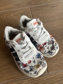 Tenisky Adidas vel.21