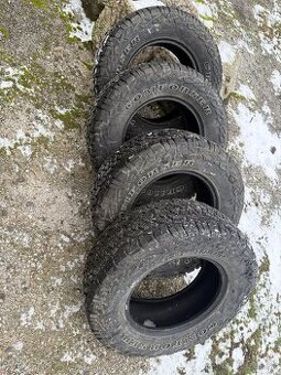 comforser cf1100 265/70/R17