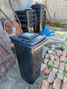 Predám 120 L smetne nádoby / použité iba 1x