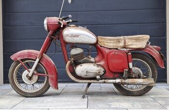 Jawa 350.Typ 354. Odstavena 50 rokov v garazi.Vymena .