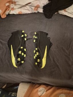 LARSON JR FG BLK KENSIS