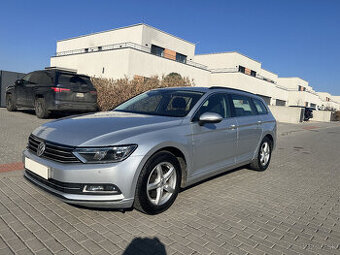 VW PASSAT KOMBI B8 2.0TDI 110KW COMFORTLINE 6° DSG, SERVISKA